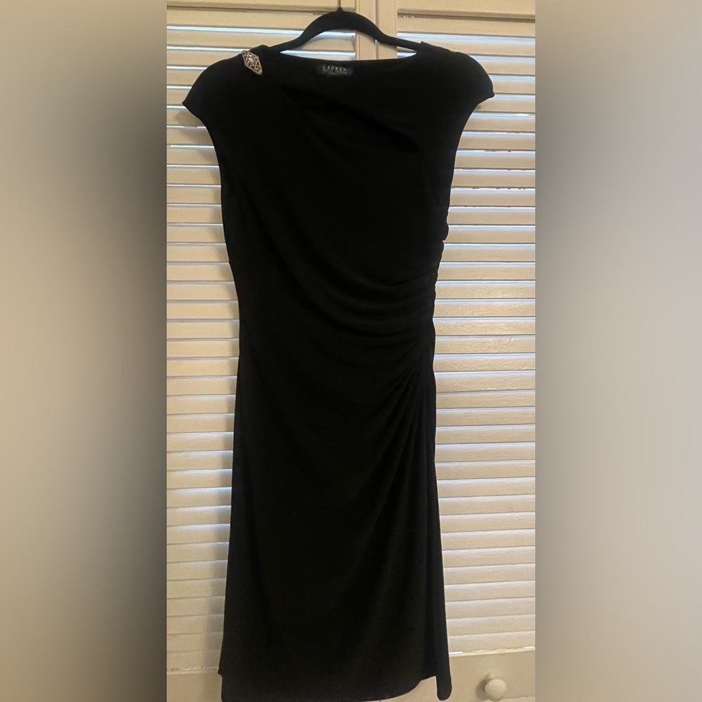 Lauren Ralph Lauren Jersey dress new size 4 
Like New